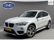 BMW X1 - XDrive20i 192 pk AUTOMAAT High Executive, sport leder, achte