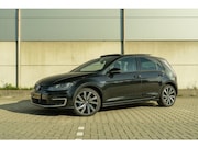 Volkswagen Golf - 1.4 TSI GTE - acc - Pano - leder - keyless entry - camera - 