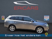 Mitsubishi Outlander - 2.0 Instyle AUTOMAAT AIRCO NAVI CAMERA TEL