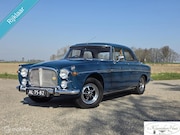 Rover P5 - B saloon – 3, 5 ltr. V8 uit 1968 RHD