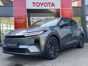 Toyota C-HR - EXECUTIVE AWD 77KWH NIEUW & DIRECT LEVERBAAR! PANO-DAK BLIND