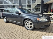 Volvo V70 - 1.6 T4 LEDER XENON NAVI PDC 17"