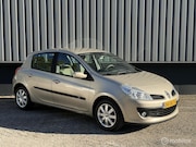 Renault Clio - 1.6-16V Dynamique Luxe automaat