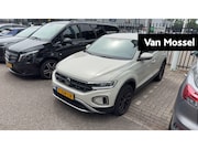 Volkswagen T-Roc - 1.5 TSI Life Business | 150 PK | Digital Cockpit | Black Sty