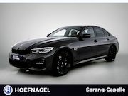BMW 3-serie - 330e xDrive | Dravit Grau | Camera | Stoelverwarming | Memor