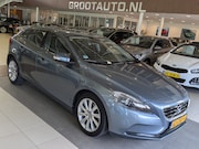 Volvo V40 - 1.6 T2 Momentum Airco, Cruise Control, Stuurbekrachtiging