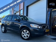 Volvo XC60 - 2.0T Kinetic | AUTOMAAT | NAVI | CRUISE | 3e Eigenaar|
