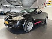 Renault Mégane - 2.0-16V Tech Line/Leder/Dealer onderhouden/Apk nieuw