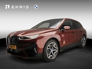 BMW iX - xDrive40 | Sportpakket | Laserlicht | Navigatie | Active cru