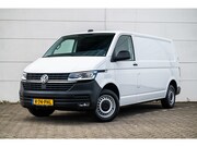Volkswagen Transporter - 2.0 TDI 150pk DSG L2H1 |ACC|LED|Carplay|Zeer Mooi