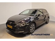 Volkswagen Golf - 1.4 eHybrid Style - Stoel/Stuurverwarming - Massagefunctie -