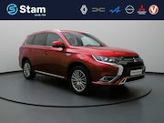 Mitsubishi Outlander - 225pk PHEV Instyle Apple Carplay/Android Auto | Trekhaak