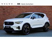 Volvo XC40 - B4 Mild Hybrid Plus Black Edition | Panoramisch Schuif-/Kant