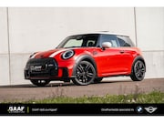 MINI Cooper - 1.5 | JCW Trim | Pano Dak | Navi Prof | Stoel-/stuurverw | 1