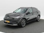 Volkswagen T-Roc - 1.5 eTsi Life First Edition | Trekhaak | Stoel- & Stuurverwa