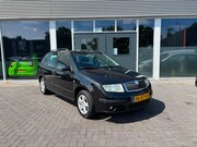 Skoda Fabia - Combi 1.4-16V Elegance/Airco/Lichtmetaal/Dakrails/Cruise con
