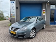 Volkswagen Jetta - 1.6 COMFORTLINE
