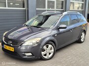 Kia Ceed - cee'd Sporty Wagon 1.4 CVVT X-executive | CAMERA | PDC | STO