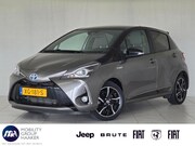 Toyota Yaris - 1.5 Hybrid Bi-Tone Plus | Panoramadak | Navigatie | Parkeerc