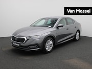 Skoda Octavia - 1.0 TSI Business Edition | STOELVERWARMING | PARKEERSENSOREN