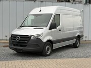 Mercedes-Benz Sprinter - 319CDI 190PK AUTOMAAT L2H2 RWD | 3500kg Trekgewicht