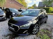 Hyundai i30 - 1.4 T-GDI Premium-AUTOMAAT-LED-PDC-Camera-trekhaak-1/2 leder