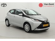 Toyota Aygo - 1.0 VVT-i x-play | Airco | Camera | Elektrische ramen voor |