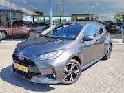 Toyota Yaris - 1.5 Hybrid 115 Dynamic | Sensoren v/a | Stuur & Stoelverwarm