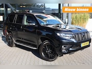 Toyota Land Cruiser - 2.8 D-4D 5DRS BLACK EDITION A/T VAN