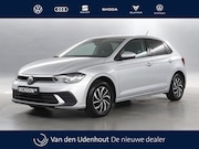 Volkswagen Polo - 1.0 TSI 95pk Life Edition / Navigatie / Stoelverwarming / Ca