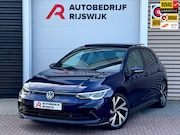 Volkswagen Golf - 1.5 eTSI R-Line Pano/IQ.Light/Camera