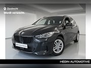 BMW 2-serie Active Tourer - 220i M-Sport | Trekhaak | Massage | Harman Kardon | Driving