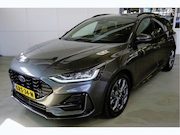 Ford Focus - Wagon 1.0 EcoBoost Hybrid ST Line Navigatie Camera