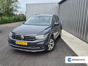 Volkswagen Tiguan - 1.5 TSI Elegance | Trekhaak Uitklapbaar | Achteruitrijcamera
