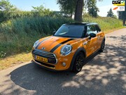 MINI Cooper - 3-Deurs 1.5 First Born Edition Airco Cruise Navi