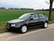 Volkswagen Golf - 4 Edition 1.4 16V Airco slechts 115000km