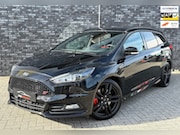 Ford Focus - 2.0 ST Facelift|Apple Carplay|Cruise Control|Bi-Xenon|Naviga