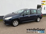 Peugeot 307 - 1.6-16V Premium, '07, climate, cruise, trekhaak, pdc, nette