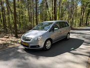 Opel Zafira - 1.8 Essentia