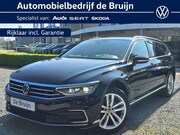 Volkswagen Passat - Variant 218pk DSG Hybrid GTE (Trekhaak, Virtual, Camera, Erg