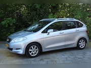 Honda FR-V - 1.7i Comfort APK nieuw 3 stoelen voorin 6 personen