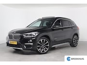 BMW X1 - sDrive18i High Executive | Panorama dak | Head-Up | Trekhaak