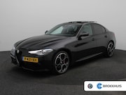 Alfa Romeo Giulia - 2.0T Sprint Veloce Interieur | Panoramadak | Afneembare Trek