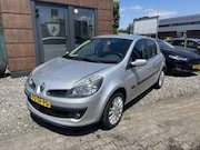 Renault Clio - 1.6-16V Dynam.Luxe NIEUWE KOPPELING.