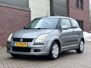 Suzuki Swift - 1.5 GLS Navigatie*Airco*12-07-2027 APK*NAP*Elektrische ramen