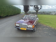 Mercedes-Benz 200-serie - 200 176.000 Nap Automaat Benzine Gas Rood 1980