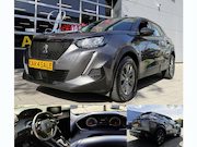 Peugeot 2008 - 1.2 PureTech Active Pack - AUTOMAAT I Apple CarPlay / Naviga