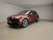 BMW iX - xDrive40 | Sportpakket | Laserlicht | Navigatie | Active cru