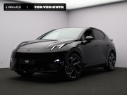 Lynk & Co 02 - More 66 kWh MY27 Onyx Black | Gele Gordels