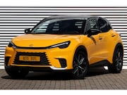 Lexus LBX - Cool 2WD Two-Tone 8.887 Km! Passionate Yellow